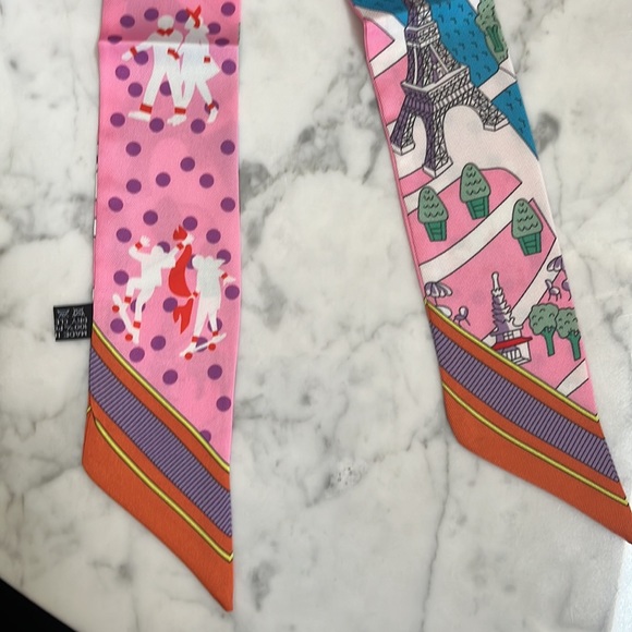 2/$30🎀 TWILLY for bags, hair and accessories - Picture 3 of 6